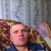  ,  Viktor, 39