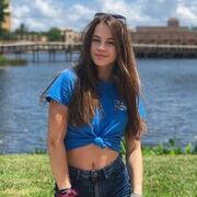  ,  Marina, 22
