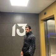  ,   Amir, 36 ,     