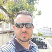  -,   Luis, 42 ,     , c 