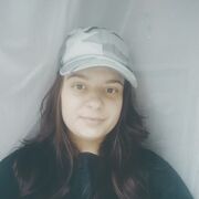  ,  Safarova, 22