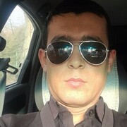  ,  Faxriddin, 32