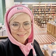 -,   , 37 ,     , c 