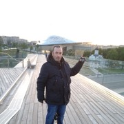  ,  Vadim, 52