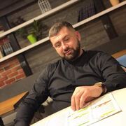  ,  Vova, 44