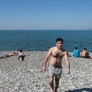  ,   Tigran, 32 ,   