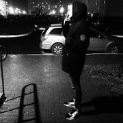  ,   Viktor, 25 ,   