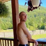  ,  BOBBI, 36