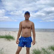  ,   Ruslan, 40 ,   ,   , c , 
