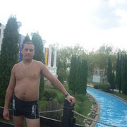  ,   Taras, 38 ,   