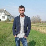 -,  Viktor, 37