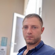  ,   Harut, 39 ,   