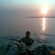  ,   Adiko, 34 ,  