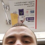  ,  Maksim, 25