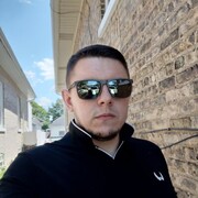  Lincolnwood,   Dmytro, 28 ,   ,   