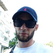  ,  DolceGabbana, 35