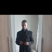  ,  , 32