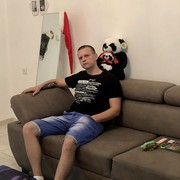  ,   Oleg, 35 ,   