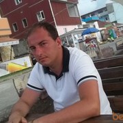  ,   Alexs, 40 ,   