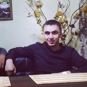 ,  Arman, 36