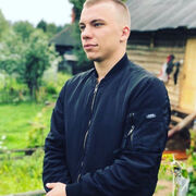  ,   Maxim, 27 ,   ,   , c 