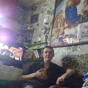  -,   Wowik, 46 ,   