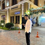  ,  Rustam, 27