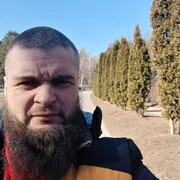  ,  Alex, 41