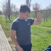  ,   Mikhail, 25 ,   ,   , c , 