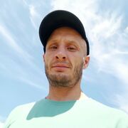 ,  Andy, 39