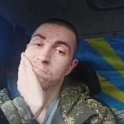   ,  Maxim, 28