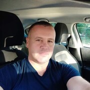  ,  Oleg, 44