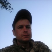  ,  Maxim, 32