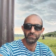  -,  Vasif, 40