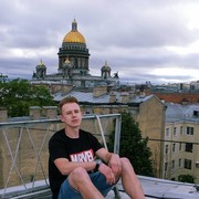  ,   Maksym, 33 ,  