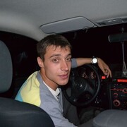  ,   Nikola, 37 ,   ,   