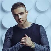  ,   Dima, 36 ,   