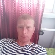  ,  Alex, 40