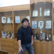  ,  ulugbek bek, 40