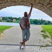  -,   , 42 ,     , c 