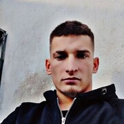  ,  Lucian, 22