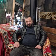  ,   Irakli, 43 ,   c 
