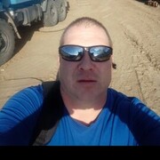  ,   Denis, 38 ,   ,   