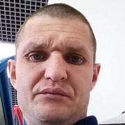  ,  Artist, 39