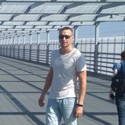  ,  Anton, 37