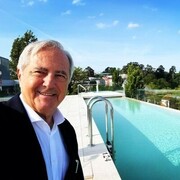  Frankfurt am Main,    , 52 ,   ,   , c , 