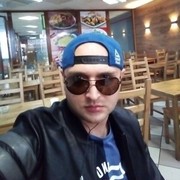  ,   Denis, 42 ,   ,   , c 