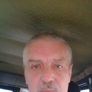  ,   Maikl, 65 ,   