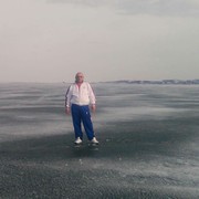  ,  Hayko, 48
