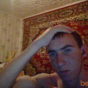  ,   Viktor, 33 ,   